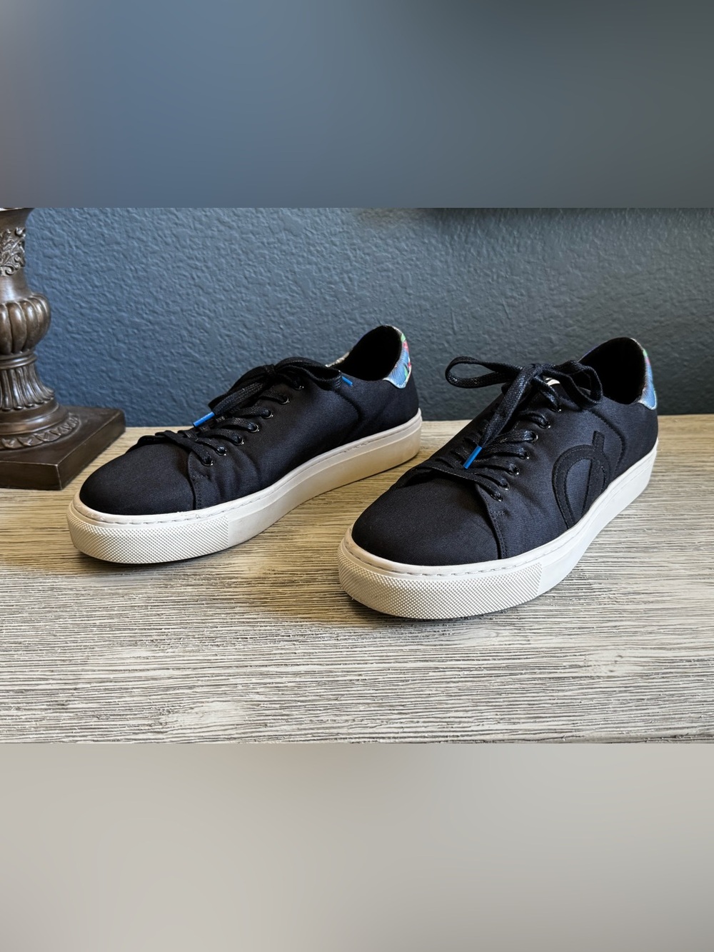 LOCI Nine Men's Black Canvas Low-Top Sneakers with White Platform Sole